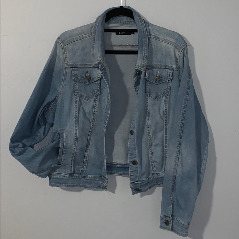 Denim jacket - Picture 2 of 4